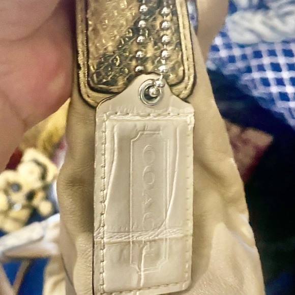 Pre-owned Coach Kristin Hobo Handbag - Picture 5 of 8